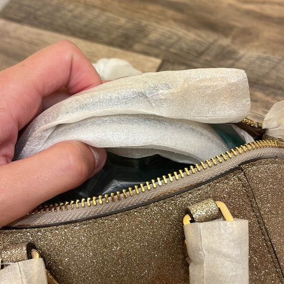 Michael Kors Ciara XS Mini crossbody leather bag - Picture 7 of 12